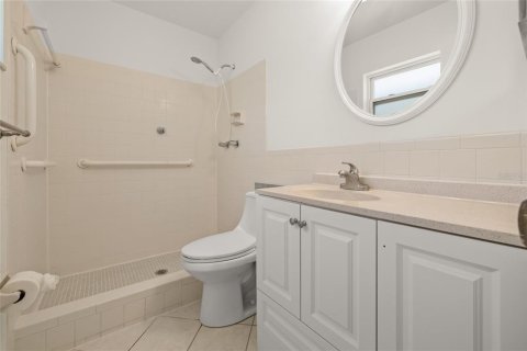 Villa ou maison à vendre à Pinellas Park, Floride: 2 chambres, 146.41 m2 № 1846890 - photo 19