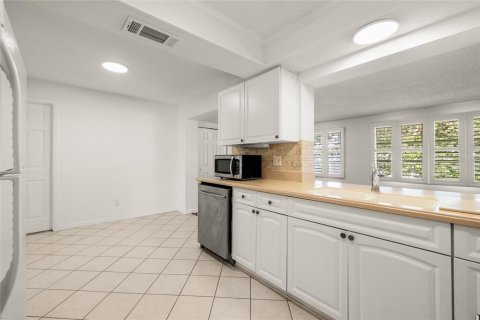 Villa ou maison à vendre à Pinellas Park, Floride: 2 chambres, 146.41 m2 № 1846890 - photo 14