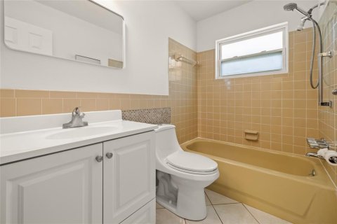 Villa ou maison à vendre à Pinellas Park, Floride: 2 chambres, 146.41 m2 № 1846890 - photo 23