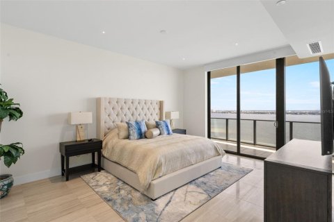 Condominio en alquiler en Tampa, Florida, 3 dormitorios, 273.13 m2 № 2356189 - foto 25