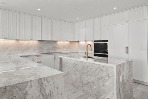 Condominio en alquiler en Tampa, Florida, 3 dormitorios, 273.13 m2 № 2356189 - foto 23