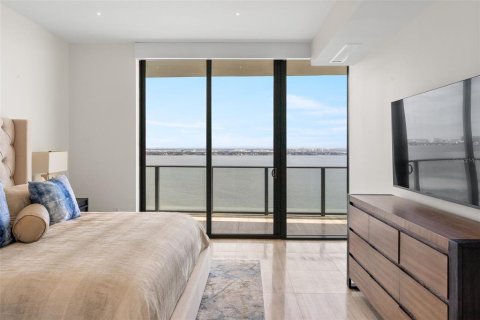 Condominio en alquiler en Tampa, Florida, 3 dormitorios, 273.13 m2 № 2356189 - foto 26