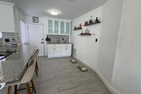 Casa en venta en Longwood, Florida, 3 dormitorios, 120.68 m2 № 1903068 - foto 13