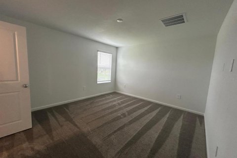 House in Kissimmee, Florida 4 bedrooms, 174.56 sq.m. № 1793719 - photo 11