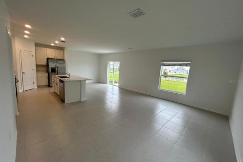 House in Kissimmee, Florida 4 bedrooms, 174.56 sq.m. № 1793719 - photo 6