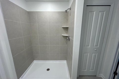 House in Kissimmee, Florida 4 bedrooms, 174.56 sq.m. № 1793719 - photo 13