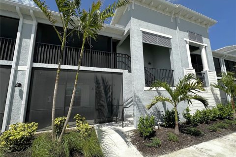 Adosado en alquiler en Punta Gorda, Florida, 2 dormitorios, 148.27 m2 № 1734211 - foto 1