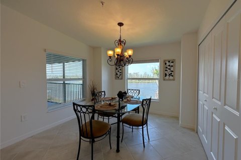 Adosado en alquiler en Punta Gorda, Florida, 2 dormitorios, 148.27 m2 № 1734211 - foto 2