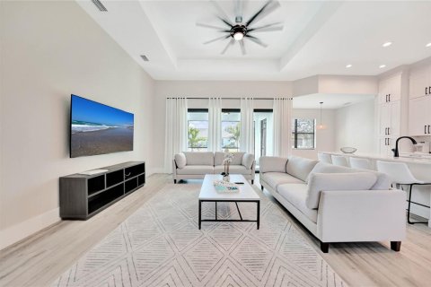 Villa ou maison à louer à North Port, Floride: 3 chambres, 160.44 m2 № 1390139 - photo 8
