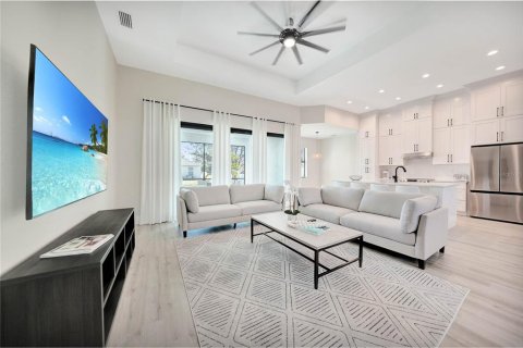 Villa ou maison à louer à North Port, Floride: 3 chambres, 160.44 m2 № 1390139 - photo 7