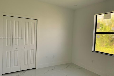 House in Lehigh Acres, Florida 3 bedrooms № 1850622 - photo 22