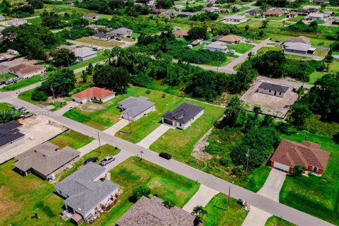 House in Lehigh Acres, Florida 3 bedrooms № 1850622 - photo 29