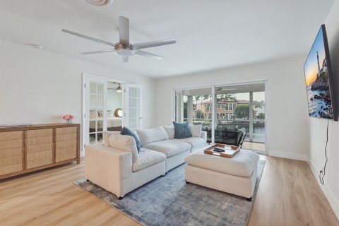 Condo in Lighthouse Point, Florida, 2 bedrooms  № 2381419 - photo 14