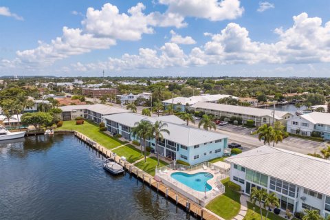 Condo in Lighthouse Point, Florida, 2 bedrooms  № 2381419 - photo 5