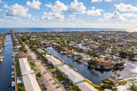 Condo in Lighthouse Point, Florida, 2 bedrooms  № 2381419 - photo 7