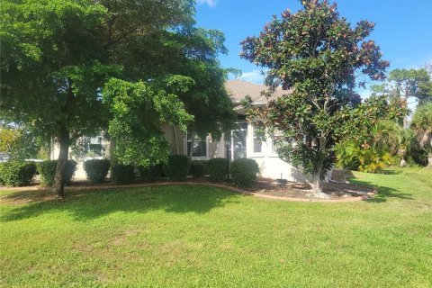 Villa ou maison à vendre à Rotonda, Floride: 3 chambres, 171.5 m2 № 2333926 - photo 2