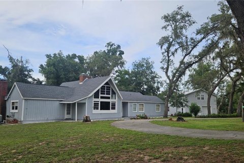 Casa en venta en Dade City, Florida, 3 dormitorios, 222.32 m2 № 1807289 - foto 1