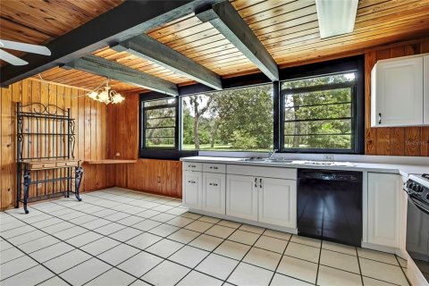 Casa en venta en Dade City, Florida, 3 dormitorios, 222.32 m2 № 1807289 - foto 3