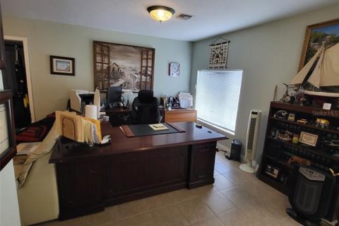 Купить коммерческую недвижимость в Санфорд, Флорида № 1751317 - фото 8