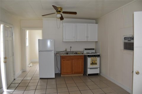 Купить коммерческую недвижимость в Санфорд, Флорида № 1751317 - фото 4