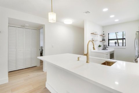 Copropriété à vendre à St. Lucie, Floride: 2 chambres, 100.15 m2 № 2268441 - photo 5