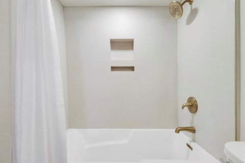 Copropriété à vendre à St. Lucie, Floride: 2 chambres, 100.15 m2 № 2268441 - photo 16