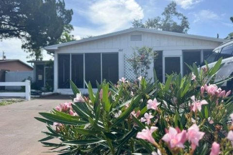 Propiedad comercial en venta en Bradenton, Florida, 6 dormitorios, 157.56 m2 № 2291816 - foto 3