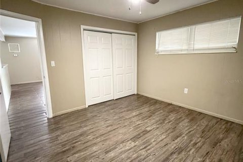 Propiedad comercial en venta en Bradenton, Florida, 6 dormitorios, 157.56 m2 № 2291816 - foto 14