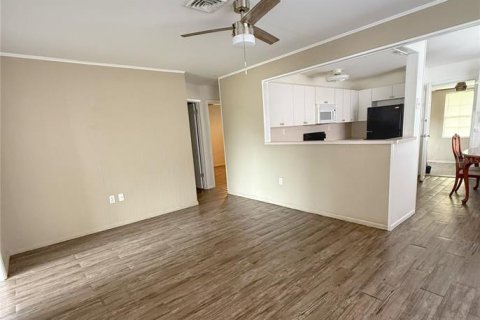Propiedad comercial en venta en Bradenton, Florida, 6 dormitorios, 157.56 m2 № 2291816 - foto 15
