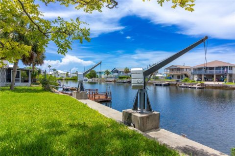Casa en venta en Hernando Beach, Florida, 2 dormitorios, 93.65 m2 № 1876458 - foto 27