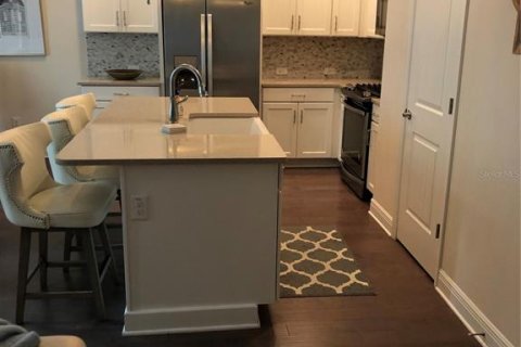 Adosado en alquiler en Tampa, Florida, 3 dormitorios, 155.8 m2 № 1789732 - foto 3