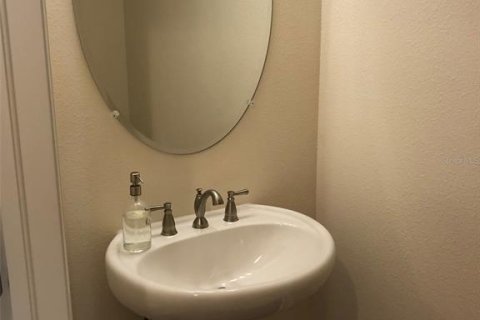 Adosado en alquiler en Tampa, Florida, 3 dormitorios, 155.8 m2 № 1789732 - foto 13