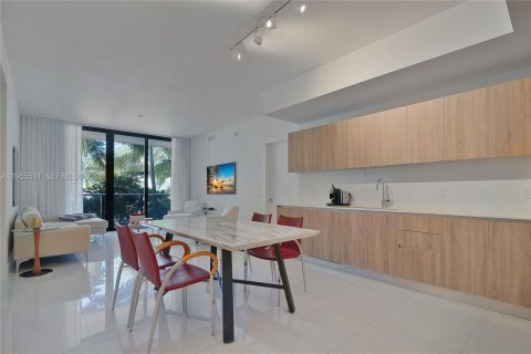 Condominio en alquiler en Aventura, Florida, 2 dormitorios, 101.64 m2 № 2010271 - foto 2