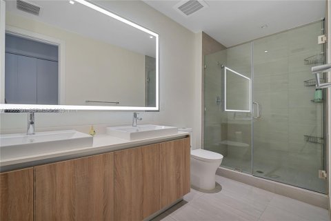 Condominio en alquiler en Aventura, Florida, 2 dormitorios, 101.64 m2 № 2010271 - foto 7