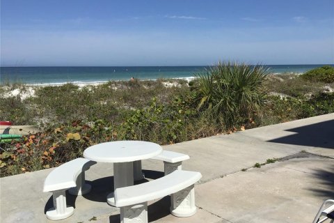 Condominio en alquiler en Belleair Beach, Florida, 2 dormitorios, 98.94 m2 № 1771543 - foto 25