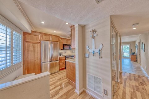 Condominio en alquiler en Belleair Beach, Florida, 2 dormitorios, 98.94 m2 № 1771543 - foto 3