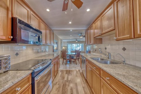 Condominio en alquiler en Belleair Beach, Florida, 2 dormitorios, 98.94 m2 № 1771543 - foto 6