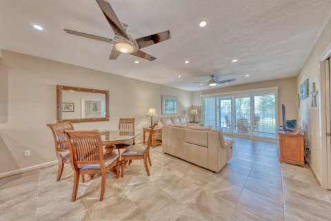 Condominio en alquiler en Belleair Beach, Florida, 2 dormitorios, 98.94 m2 № 1771543 - foto 9