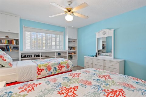 Condo in Sarasota, Florida, 2 bedrooms  № 2207768 - photo 25