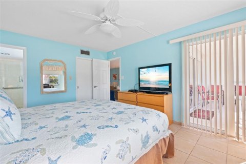 Condo in Sarasota, Florida, 2 bedrooms  № 2207768 - photo 12
