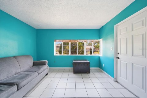 Commercial property in Clearwater, Florida 2 bedrooms, 118.54 sq.m. № 2113802 - photo 22
