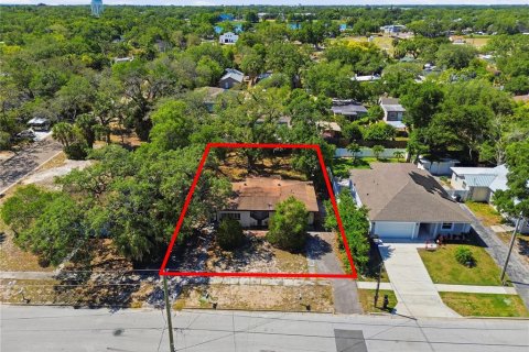 Commercial property in Clearwater, Florida 2 bedrooms, 118.54 sq.m. № 2113802 - photo 2
