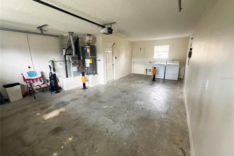 House in The Villages, Florida 2 bedrooms, 106.65 sq.m. № 1917899 - photo 23