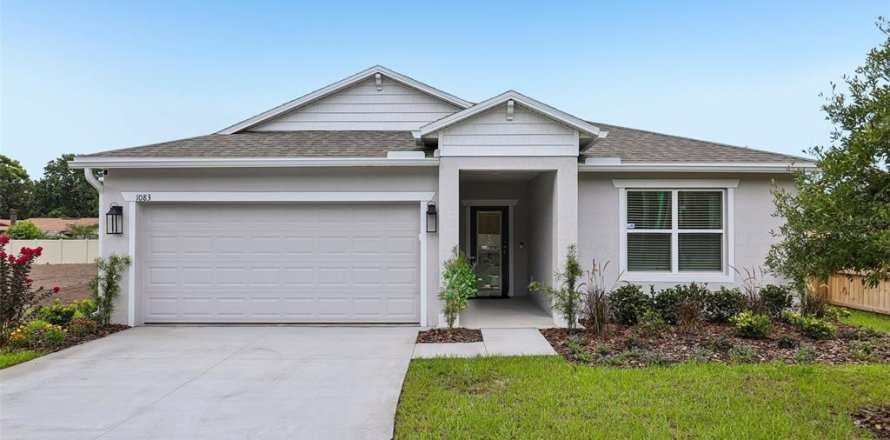 House in Edgewater, Florida 4 bedrooms, 174.28 sq.m. № 2157577