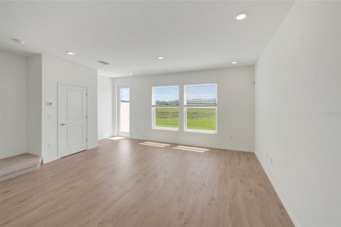 Купить таунхаус в Аполло-Бич, Флорида 3 комнаты, 150.41м2, № 2220920 - фото 6