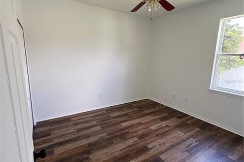 Villa ou maison à vendre à Sanford, Floride: 4 chambres, 202.43 m2 № 1888483 - photo 7