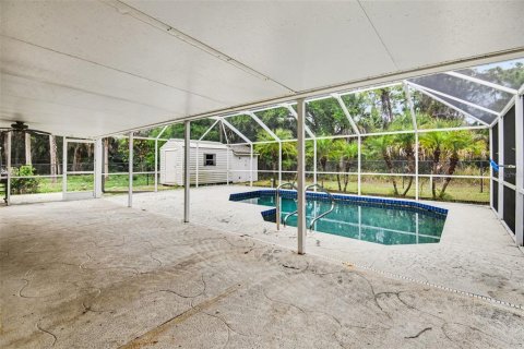 House in North Port, Florida 3 bedrooms, 132.48 sq.m. № 2238452 - photo 25