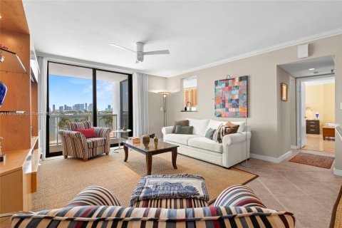 Condominio en venta en Miami Beach, Florida, 2 dormitorios, 133.78 m2 № 1756425 - foto 7