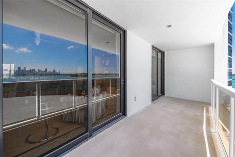 Condominio en venta en Miami Beach, Florida, 2 dormitorios, 133.78 m2 № 1756425 - foto 16