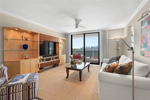 Condominio en venta en Miami Beach, Florida, 2 dormitorios, 133.78 m2 № 1756425 - foto 8